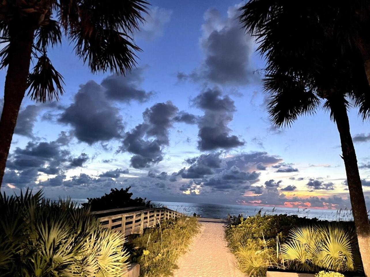 Sun, Sand, Coastal Haven 1 Clearwater Beach Extérieur photo
